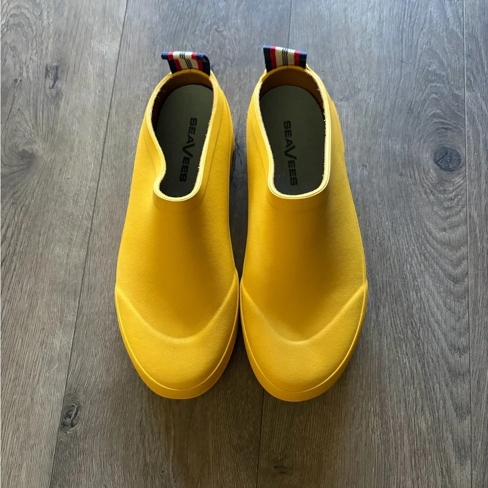 SeaVees Women’s Bodega Clog size 6 - Picture 3 of 8